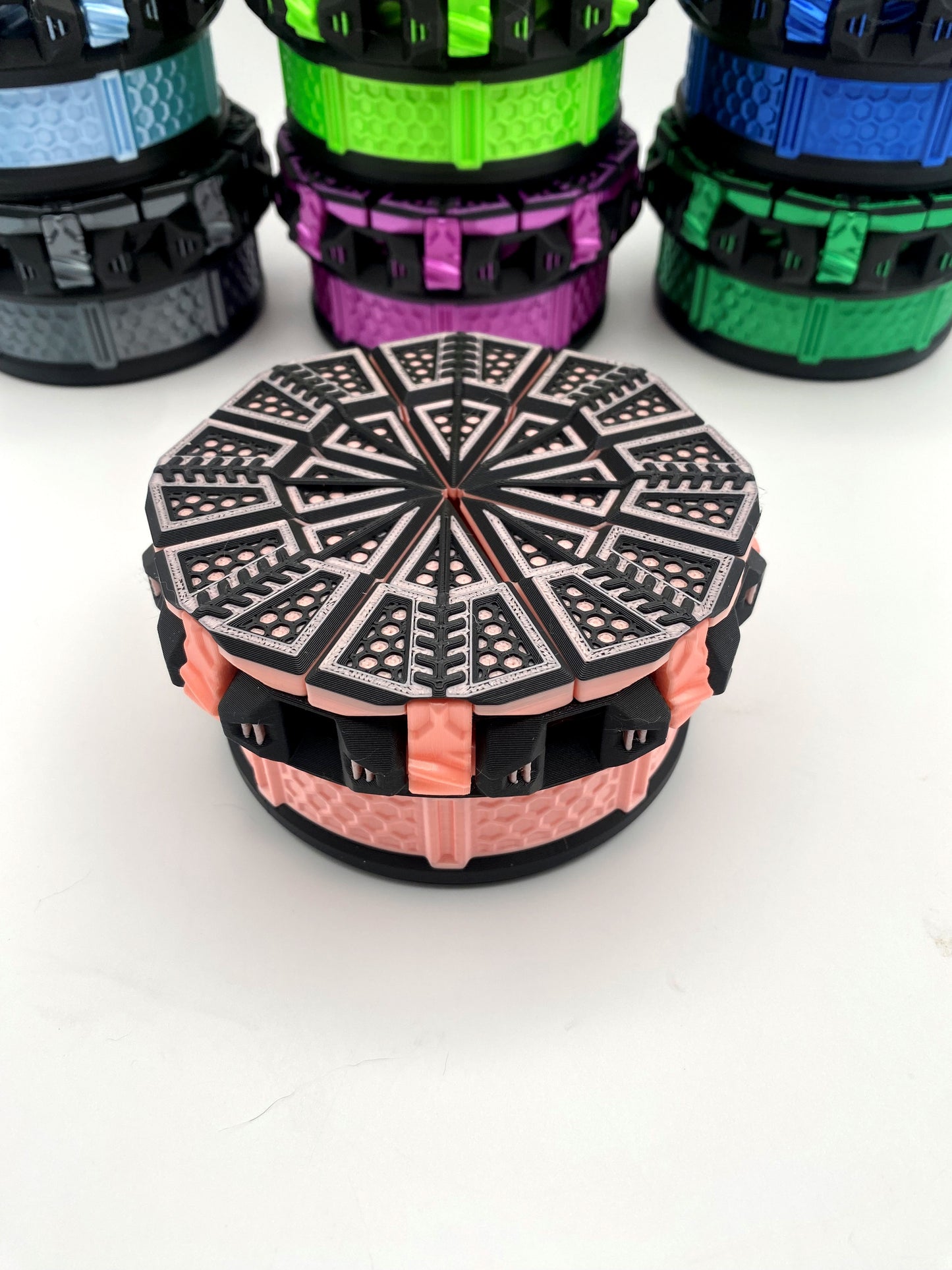 Tilting Doors Dice Set Box: 3D Printed 7-Dice Holder