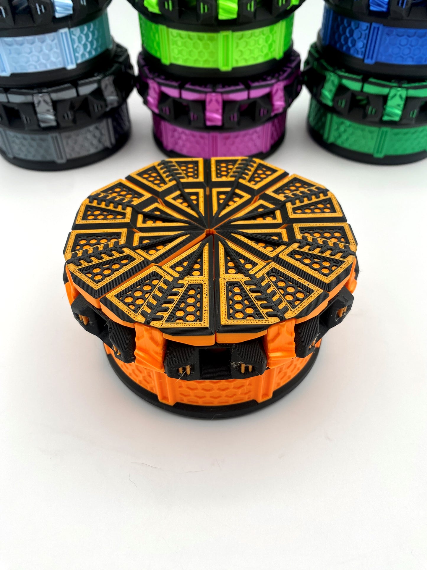 Tilting Doors Dice Set Box: 3D Printed 7-Dice Holder