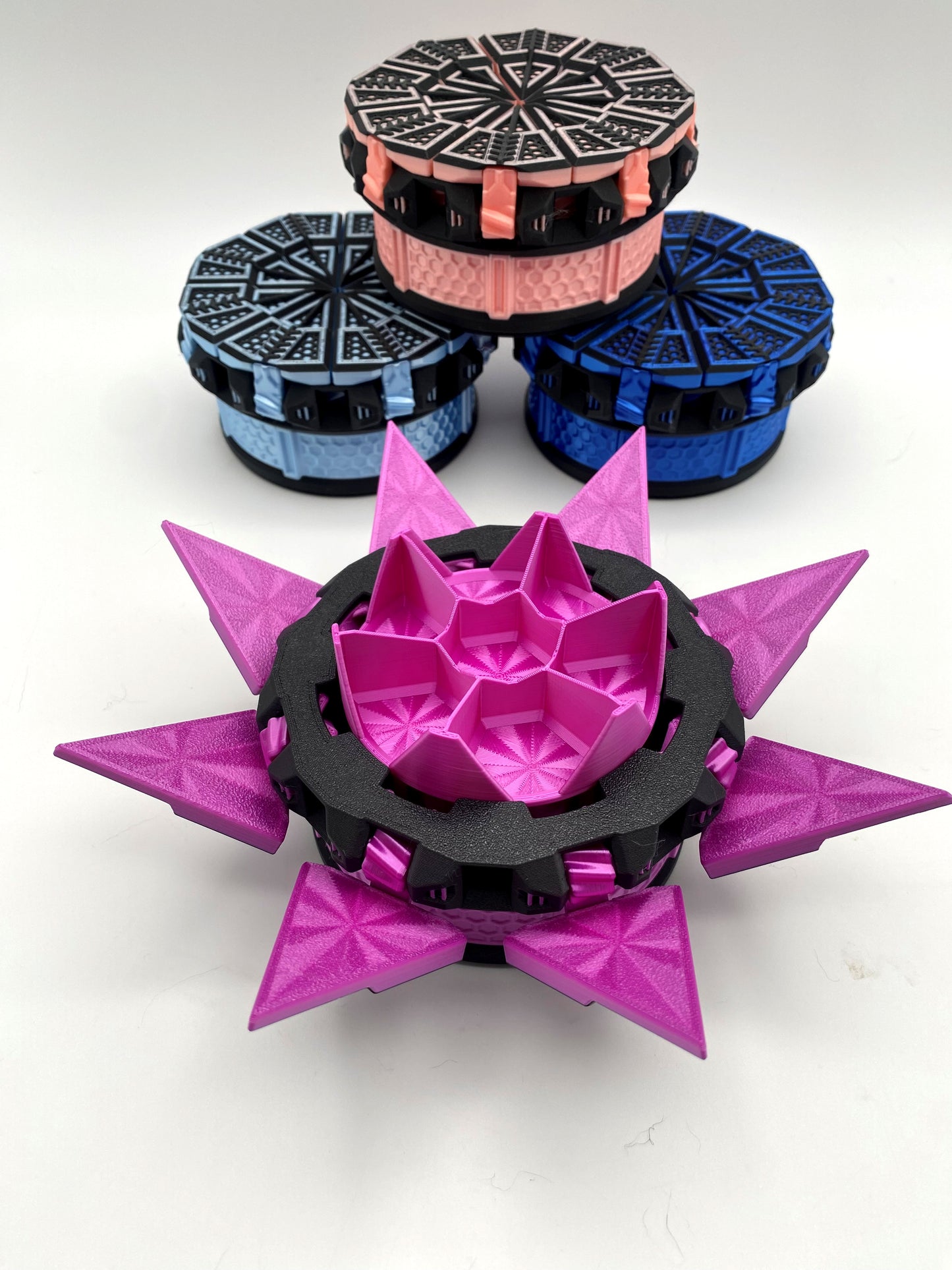 Tilting Doors Dice Set Box: 3D Printed 7-Dice Holder