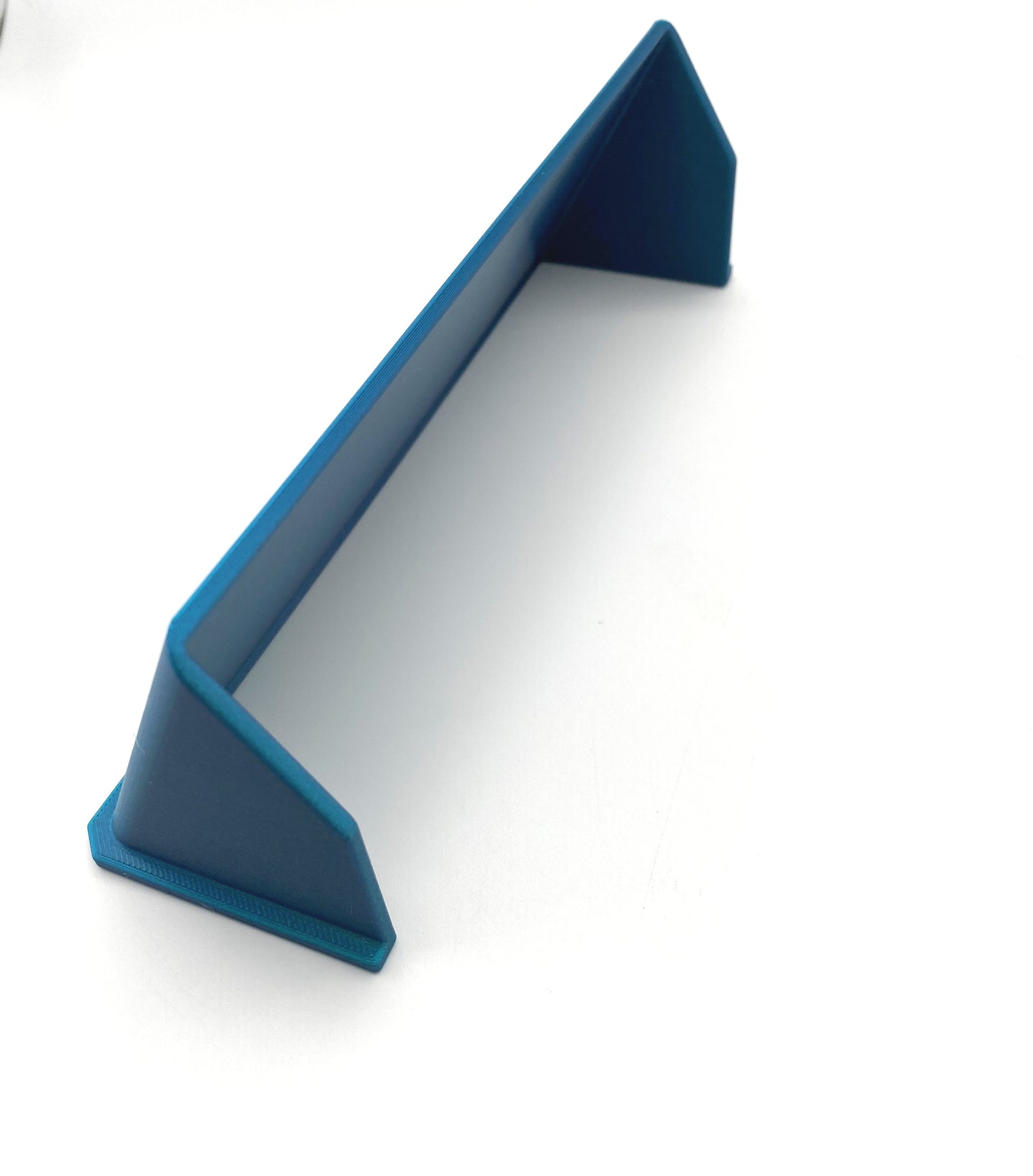 Screen Blinders designed for the Infinity Game Table. Hide your hand from other players utilizing this spectacular Screen Blocker.