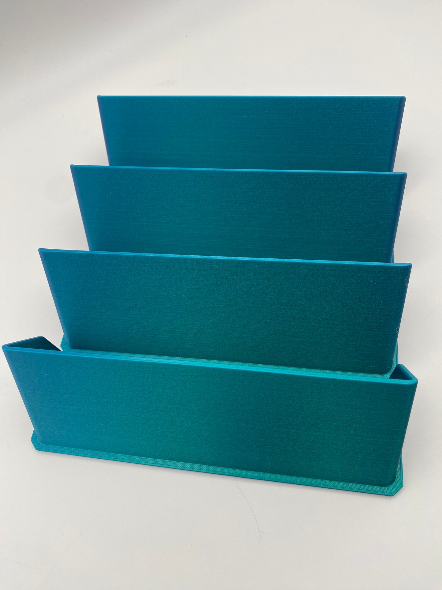 Screen Blinders designed for the Infinity Game Table. Hide your hand from other players utilizing this spectacular Screen Blocker.