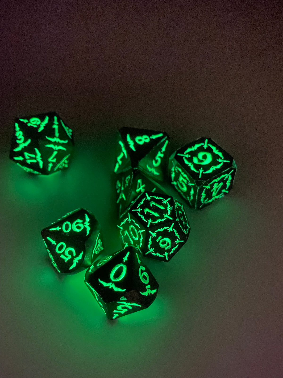 Legendary Weapons Solid Zinc Alloy Metal Dice 7-Piece RPG Set