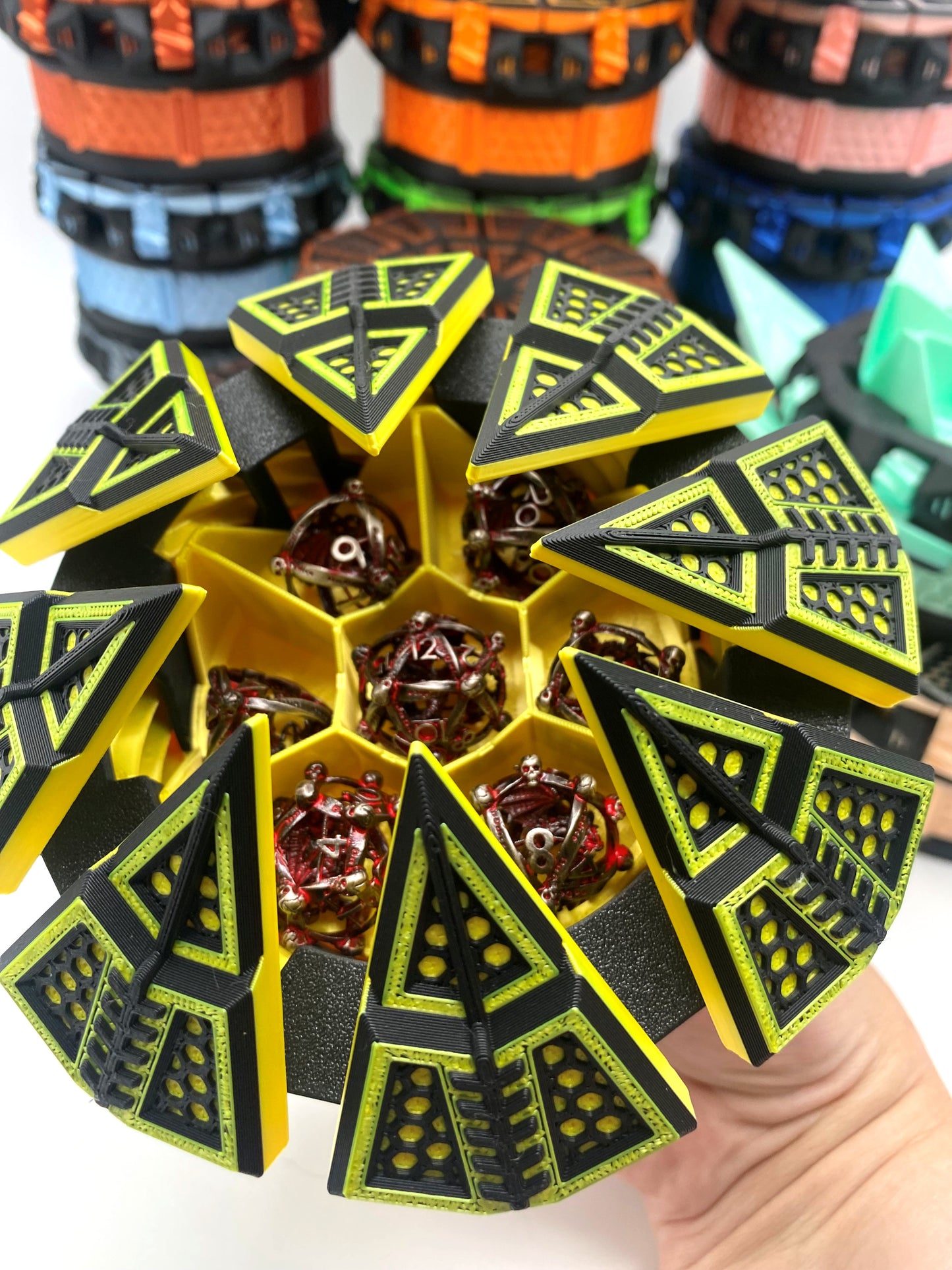 Tilting Doors Dice Set Box: 3D Printed 7-Dice Holder