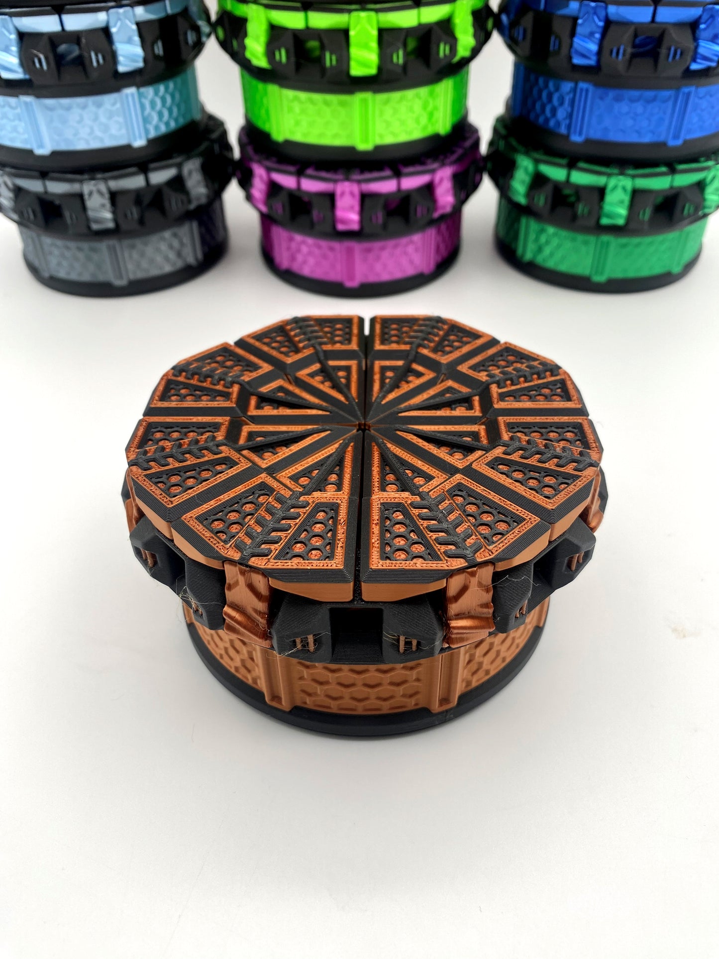 Tilting Doors Dice Set Box: 3D Printed 7-Dice Holder
