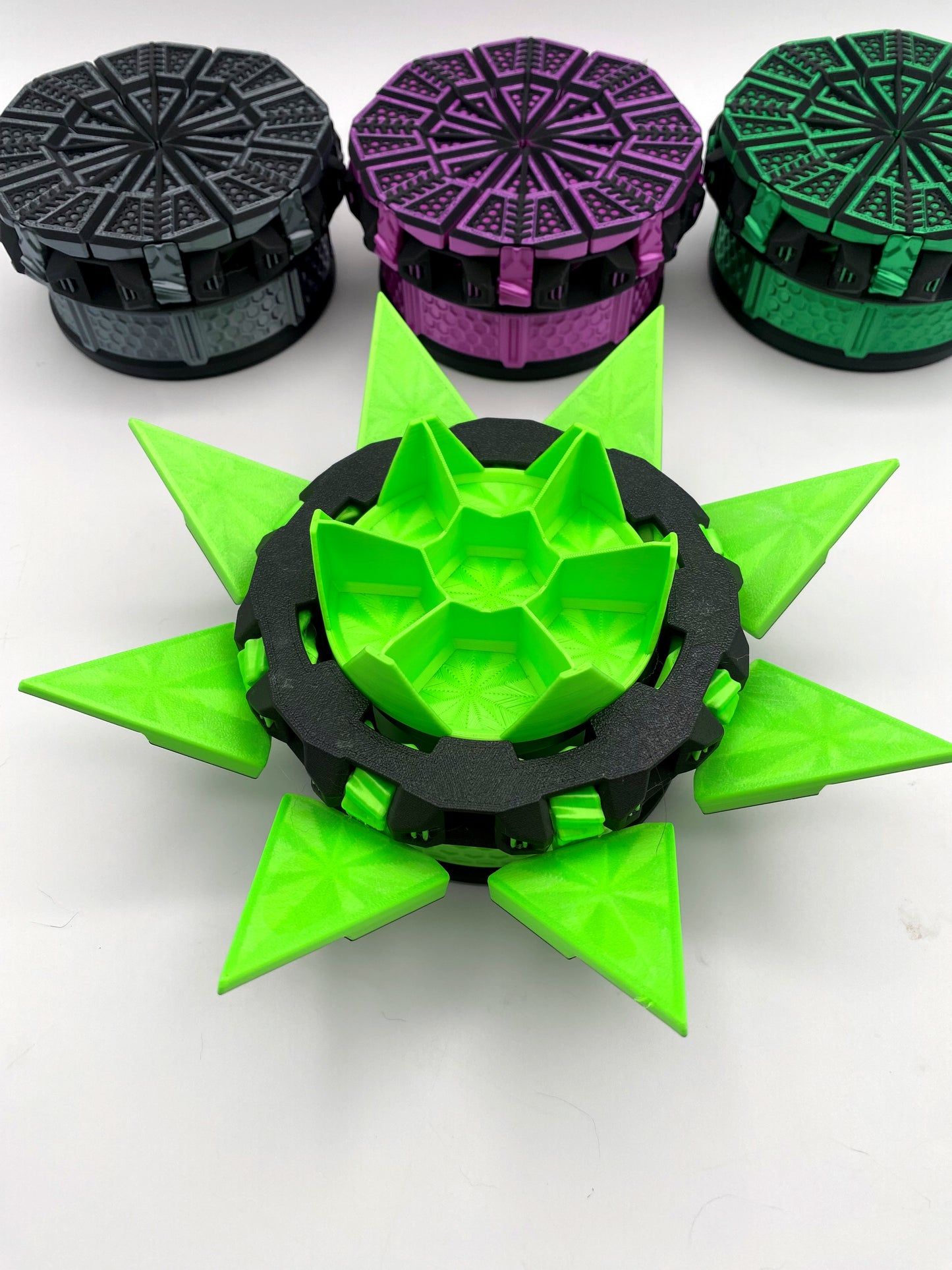 Tilting Doors Dice Set Box: 3D Printed 7-Dice Holder