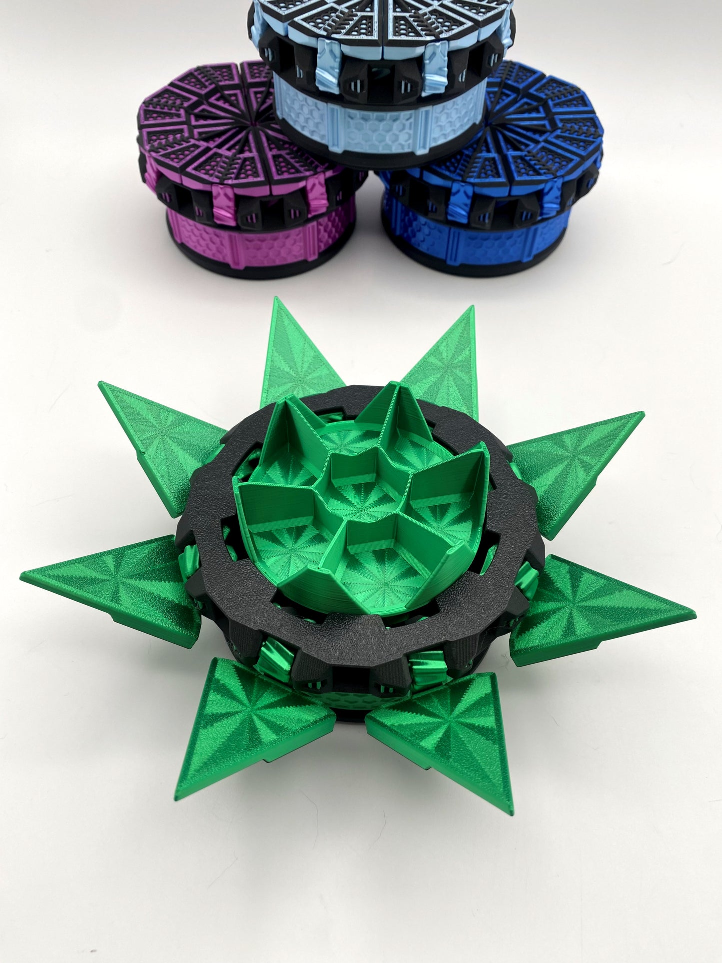 Tilting Doors Dice Set Box: 3D Printed 7-Dice Holder
