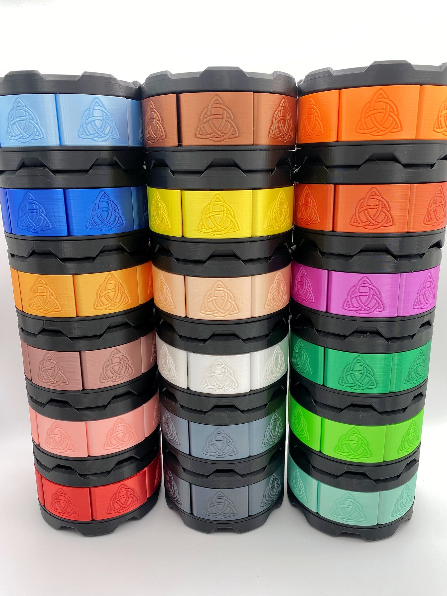 Celtic Stackable Dice Set Box: 7-Dice Holder in Metallic Colors