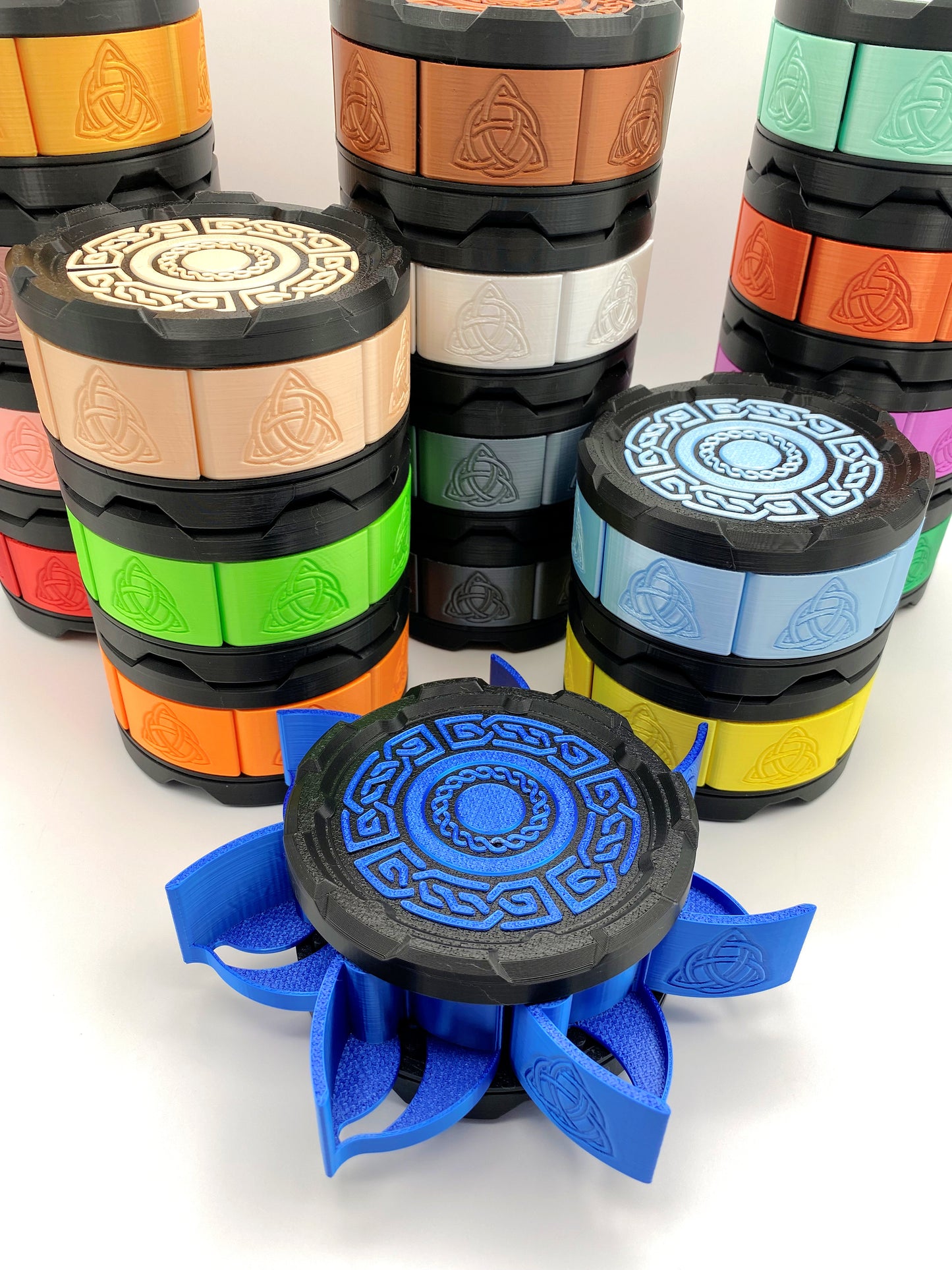 Celtic Stackable Dice Set Box: 7-Dice Holder in Metallic Colors