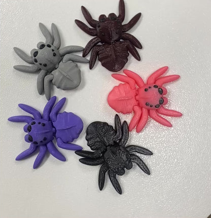 🕷️Articulated Fidget Spider | Tiny Moving 3D Printed Spider Toy - Spooky Cute Halloween Decor & Prank (Black, Brown, Gray, Light Purple, Pink)